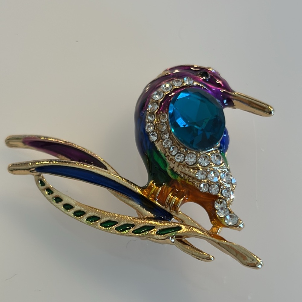 Bird on a branch brooch/ fuchia color head/ large blue rhinestone